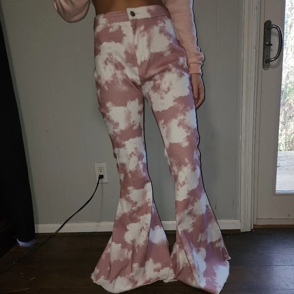 NWT Dolls Kill Trendy, Bad Ass Pink Clouds Stretchy Jeans - Picture 9 of 10